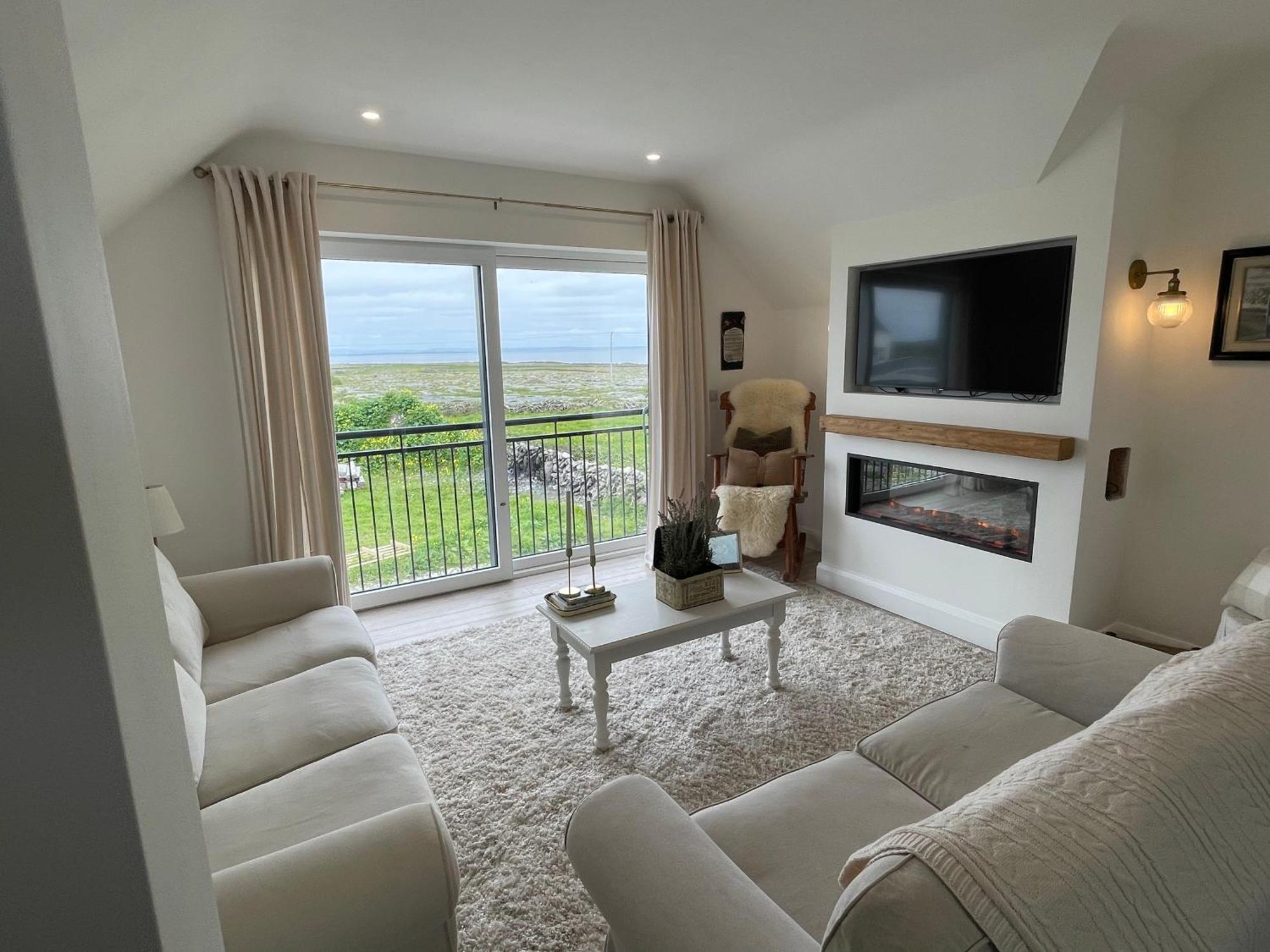 Two Bedroom Deluxe Sea View Guest Suite Árainn Exterior foto